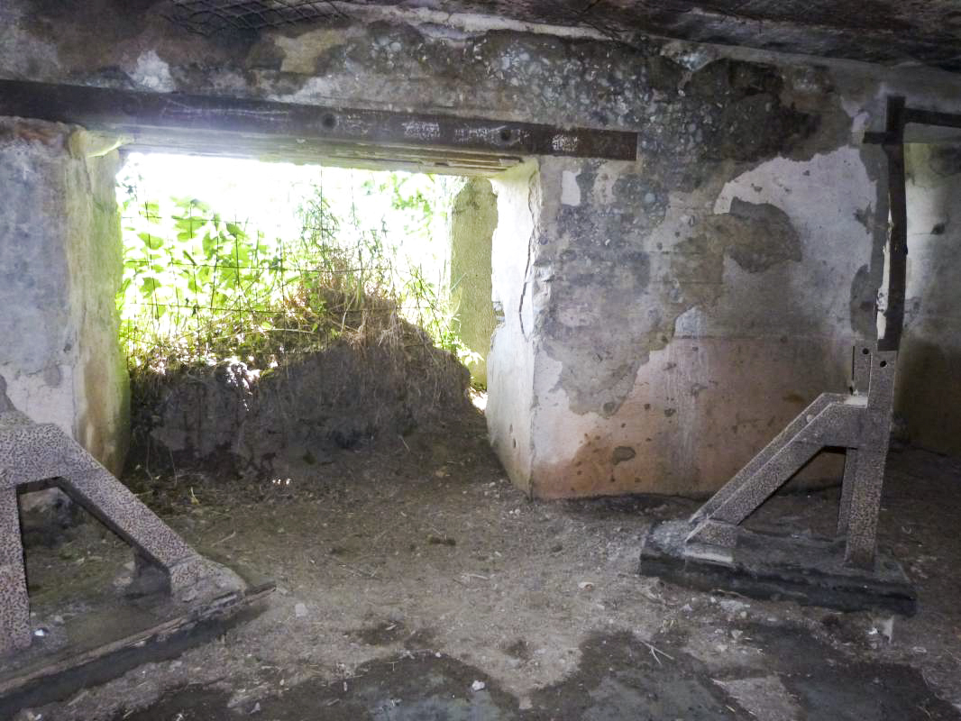 Ligne Maginot - B814 - LE CIMETIERE - (Blockhaus pour canon) -  - JMBrams