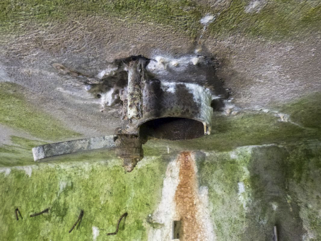 Ligne Maginot - B815 - LA FILATURE - (Blockhaus pour canon) - Orifice de sortie du périscope - JMBrams