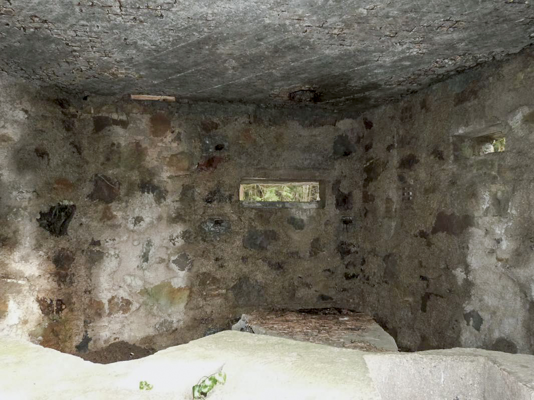 Ligne Maginot - BA12 - ROUTE DU CONSERVATEUR OUEST - (Blockhaus pour canon) -  - JMBrams
