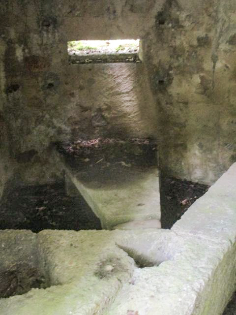 Ligne Maginot - BA26 - ISAIE EST - (Blockhaus pour canon) - Intérieur du blockhaus - Randonneur62
