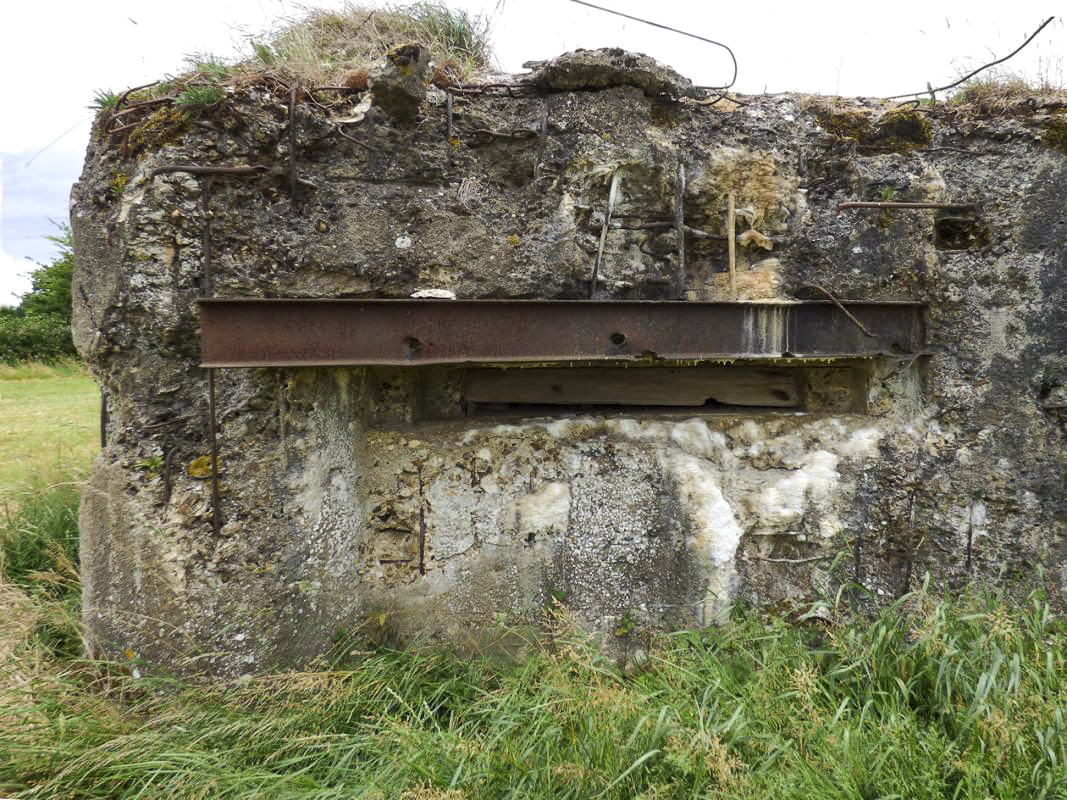 Ligne Maginot - BA33B - QUATRE BRAS - (Observatoire d'infanterie) - Face Nord
Créneau Ouest - JMBrams
