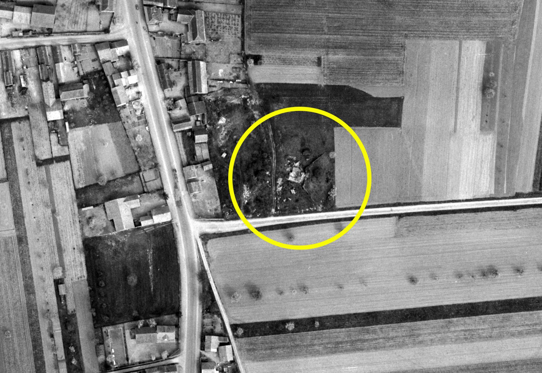 Ligne Maginot - 51/3 - FESSENHEIM SUD - (Casemate d'infanterie - Double) - Photo aérienne de 1960 - IGN - Géoportail 1960