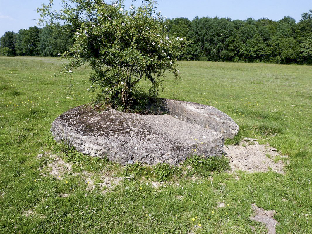 Ligne Maginot - BA66BIS - ANCIENNES CARRIÈRES SUD - (Cuve pour arme d'infanterie) -  - JMBrams