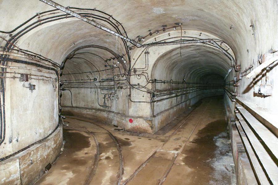 Ligne Maginot - BREHAIN - A6 - (Ouvrage d'artillerie) - La galerie principale de l'ouvrage - HUYGEN Georges