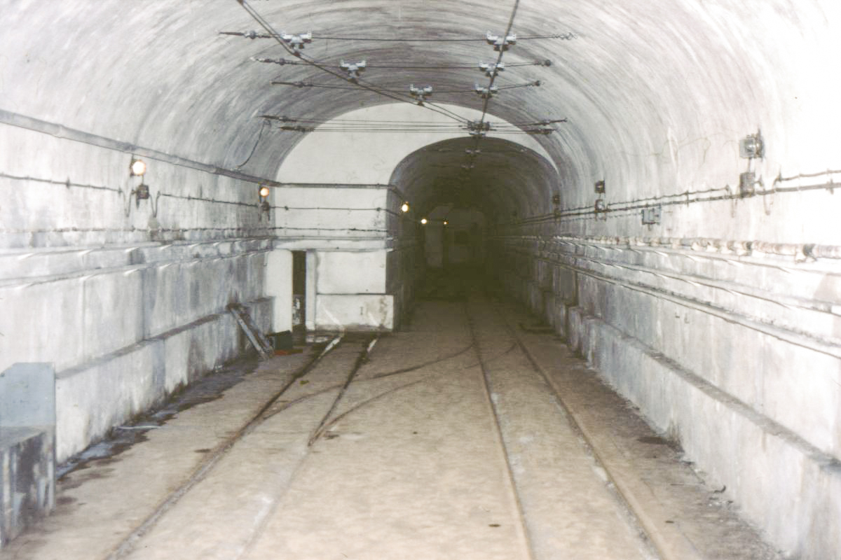 Ligne Maginot - BREHAIN - A6 - (Ouvrage d'artillerie) - Entrée munitions
La gare - Dominique KEMMEL