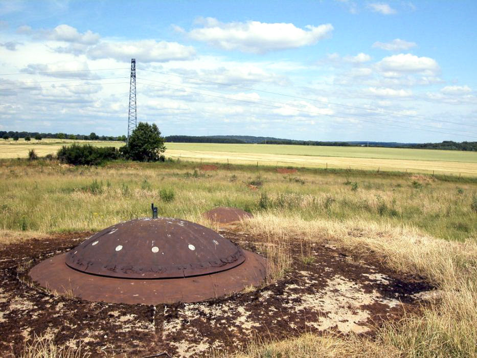 Ligne Maginot - BREHAIN - A6 - (Ouvrage d'artillerie) - Bloc 1
Tourelle de mitrailleuses - HUYGEN Georges