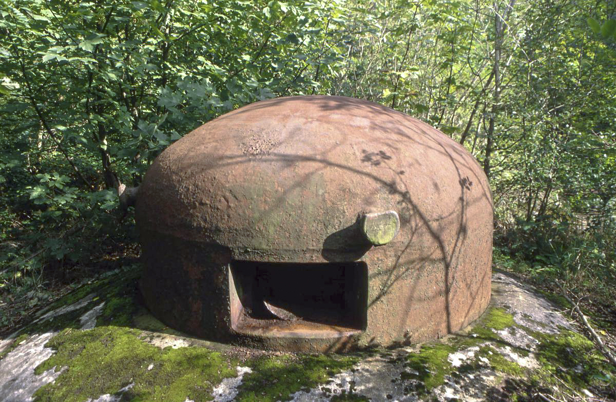 Ligne Maginot - BREHAIN - A6 - (Ouvrage d'artillerie) - Entrée des hommes
Cloche GFM ouest - Valentin Hemmert