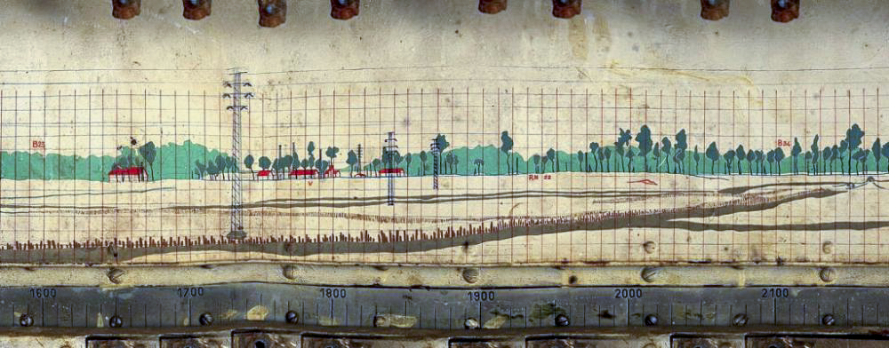 Ligne Maginot - BREHAIN - A6 - (Ouvrage d'artillerie) - Bloc 2
Circulaire de tir de l'une des tourelles de l'ouvrage - HUYGEN Georges