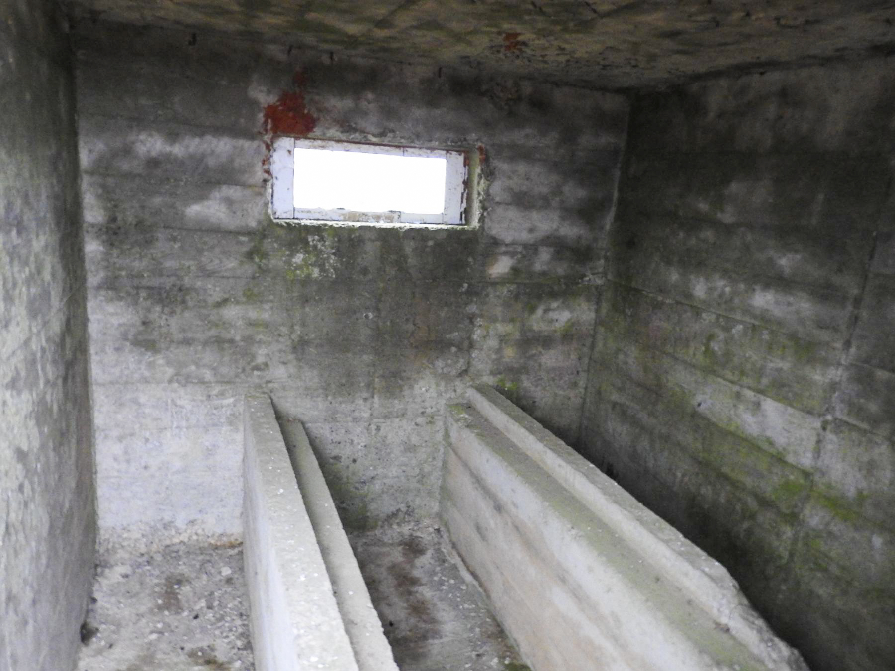 Ligne Maginot - GALGENBERG 1 - (Blockhaus pour arme infanterie) - La chambre de tir. - STENGER Mathieu