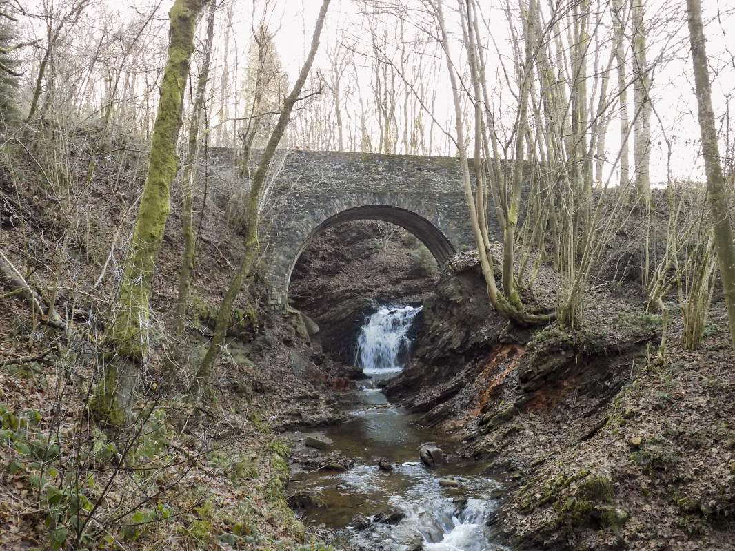 Ligne Maginot - BA100 - MOULIN NOIZET - (Blockhaus pour arme infanterie) - Le pont. (Site de mine DMP?) - R Tucker