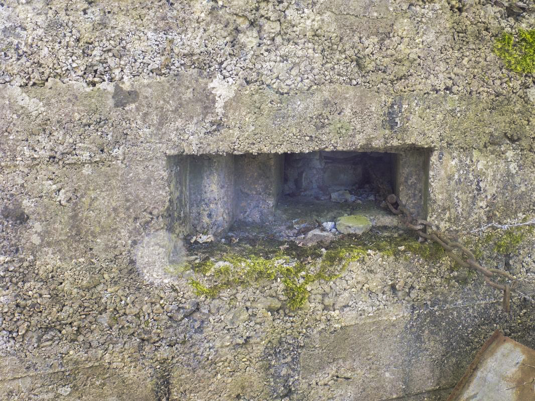 Ligne Maginot - BA101 - AVANCÉE DE ROCROI SUD - (Blockhaus pour canon) - Face gauche créneau FM - R Tucker