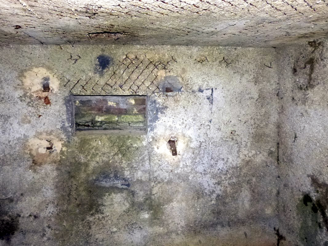 Ligne Maginot - BA101 - AVANCÉE DE ROCROI SUD - (Blockhaus pour canon) -  - JMBrams