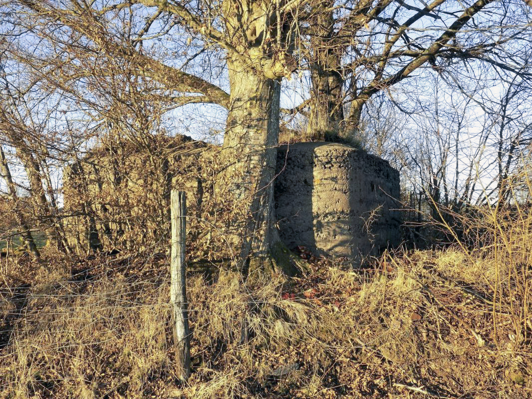 Ligne Maginot - BA103 - HIRAUMONT EST - (Blockhaus pour canon) - Face droite - R Tucker