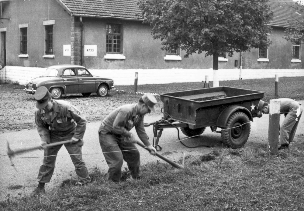 Ligne Maginot - ANGEVILLERS (CAMP) - (Camp de sureté) - Soldats de l'US Army à l'entretien du camp  - Wayne Loomis