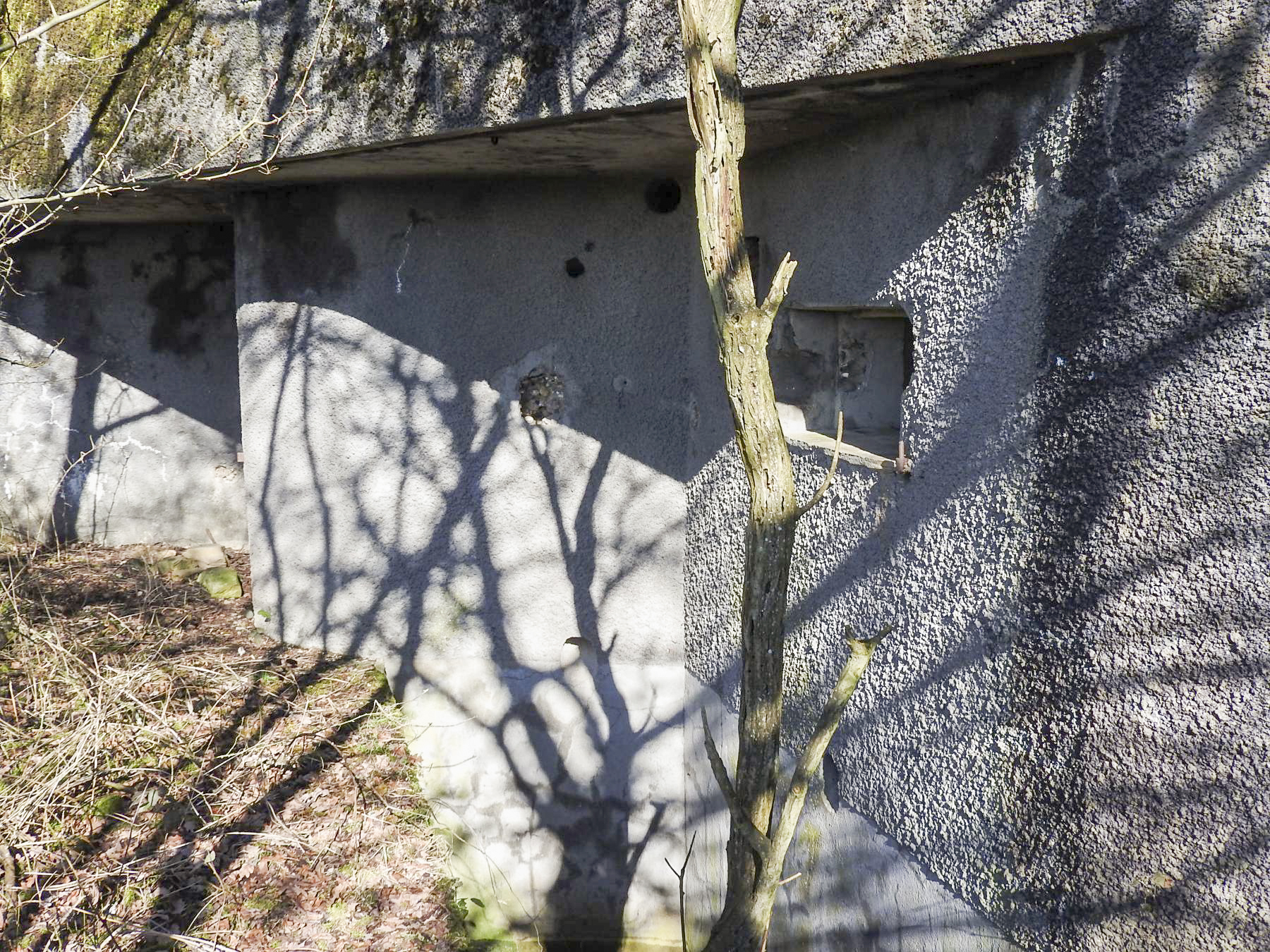 Ligne Maginot - MC13B - MC14 - (Casemate d'infanterie - double) - La façade de flanquement vers l'Ouest. - STENGER Mathieu