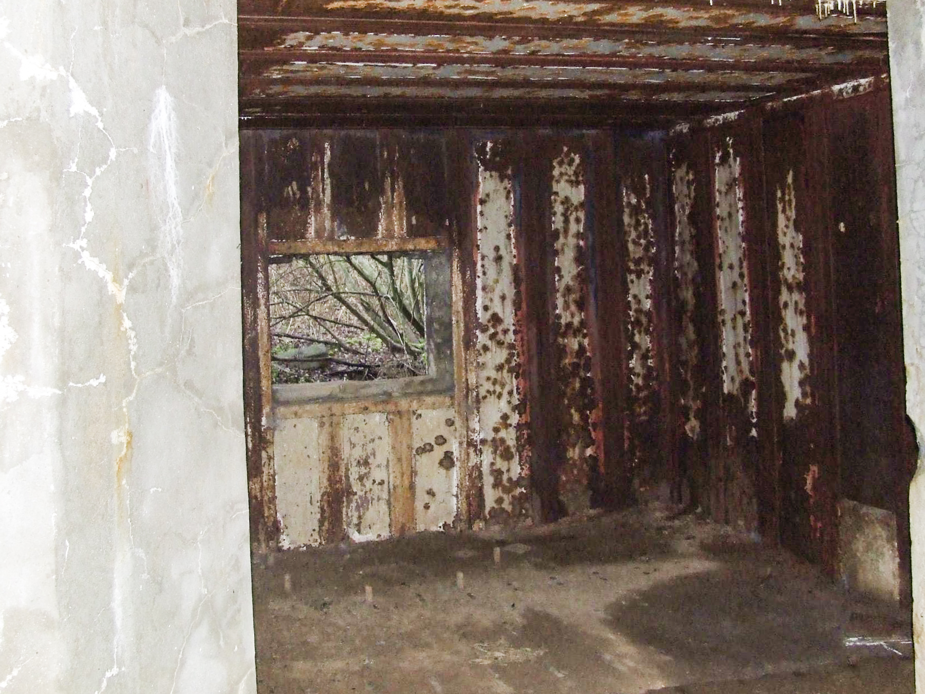 Ligne Maginot - MC39B - MC17 - (Casemate d'infanterie) -  La chambre de tir de flanquement gauche pour un canon anti-char. - STENGER Mathieu