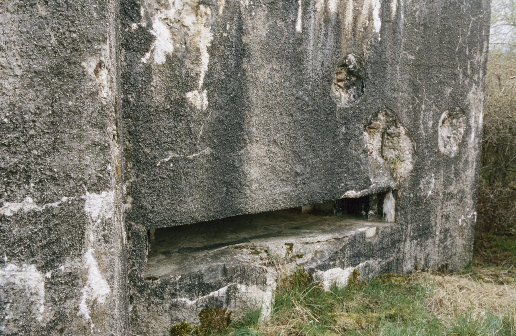 Ligne Maginot - BIDING EST 2 - (Blockhaus pour canon) - Créneau - MANSUY Michel