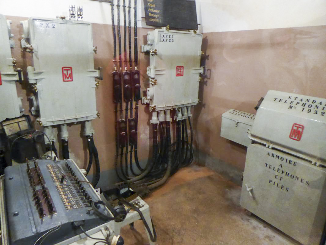 Ligne Maginot - BOCKANGE - X31 (QUARTIER VALMUNSTER - I/162°RIF) - (Abri) - Central téléphonique -  ELLENA-CUNY