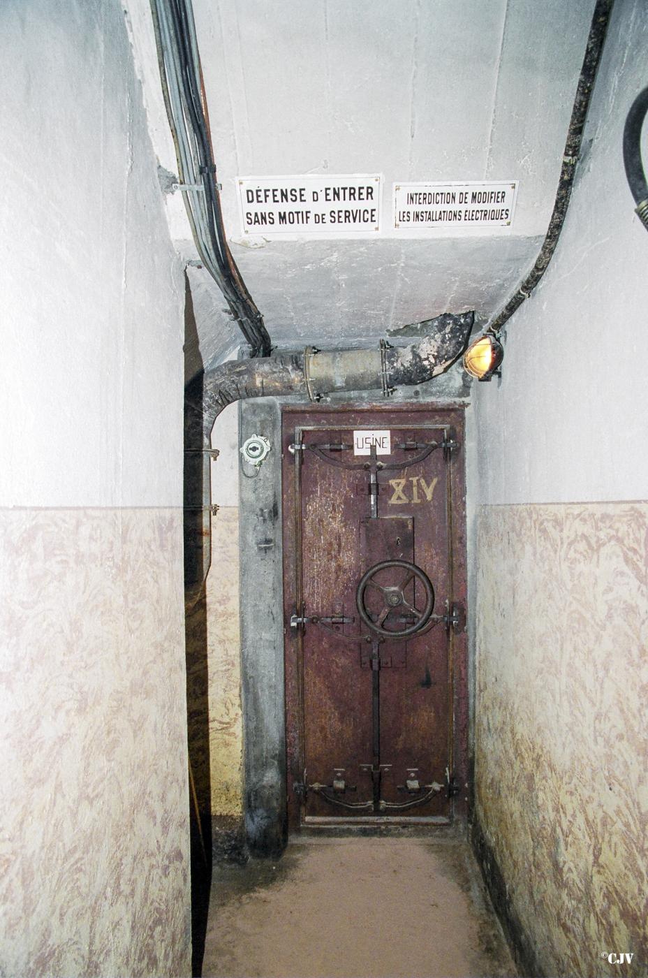 Ligne Maginot - BOCKANGE - X31 (QUARTIER VALMUNSTER - I/162°RIF) - (Abri) -  - Lia VERMEULEN