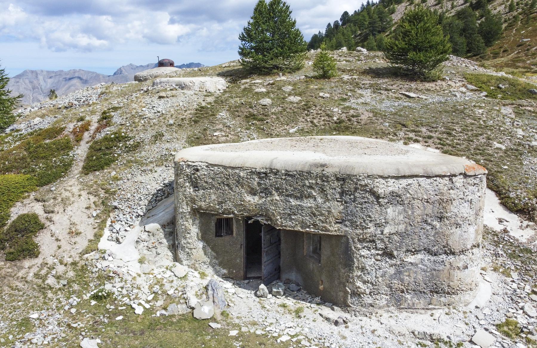 Ligne Maginot - COL DE GRANON - (Ouvrage d'infanterie) - Bloc 1 et bloc 4 - Vincent et Michiel Vermeulen