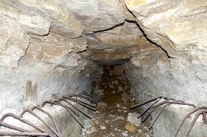 Ligne Maginot - HELFEDANGE - GUINGLANGE (SF FAULQUEMONT) - (PC de Secteur) - Abri-souterrain
Galerie