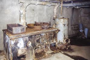 Ligne Maginot - CHENES BRULES - X23 - (Abri) - La cuisine
Cuisinière François Vaillant au charbon type 1 bis