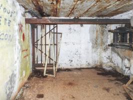 Ligne Maginot - BURE - C33 - (Casemate d'infanterie - Simple) - La chambre de tir pour le flanquement vers l'ouest.