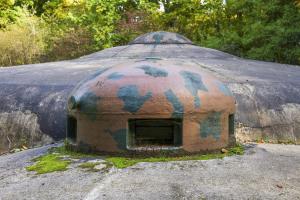 Ligne Maginot - BOUSSE - A24 - (Ouvrage d'infanterie) - Bloc 3
Cloche GFM et tourelle mitrailleuse