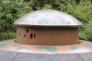 Ligne Maginot - BOUSSE - A24 - (Ouvrage d'infanterie) - Bloc 3
Tourelle mitrailleuse en position de tir