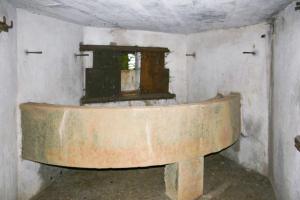 Ligne Maginot - DB7 - (Blockhaus pour canon) - Volets mitrailleuse droite