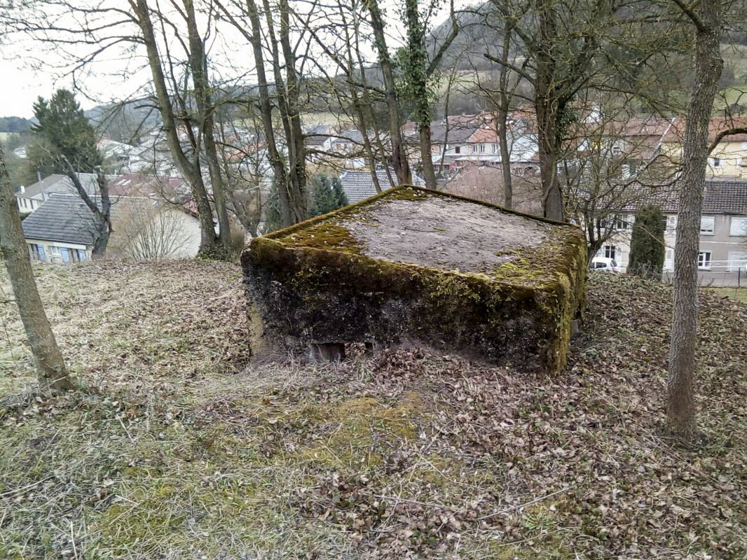 Ligne Maginot - BBO7 - (Blockhaus pour canon) - Créneau droit  - lemagehinault