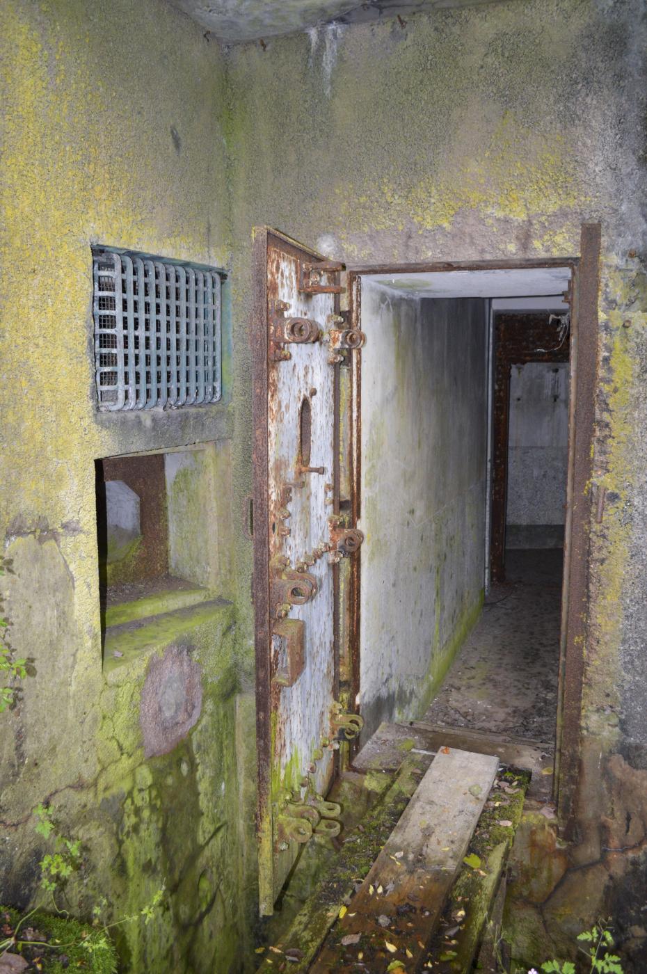 Ligne Maginot - HAUT DE L'ANGUILLE EST - C4 - (Casemate d'infanterie - Simple) -  - ukmaginot