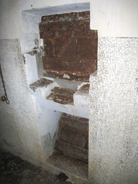 Ligne Maginot - BOIS DE TAPPE EST  - C6 - (Casemate d'infanterie) - L'un des créneaux de FM coté chambre de tir - Pruzsina jerome