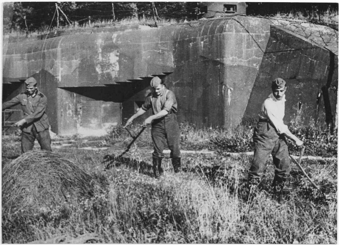 Ligne Maginot - BOIS D'OTTONVILLE - BCA1 - (Casemate d'artillerie) - Entretien de la casemate par les allemands - Inconnu