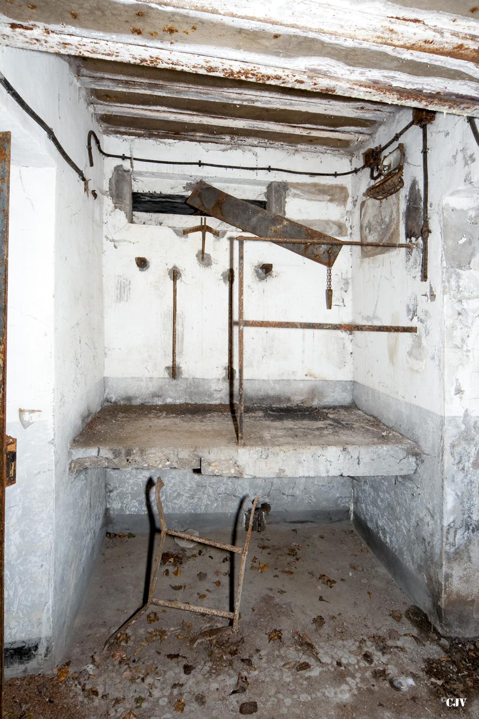 Ligne Maginot - BOIS D'OTTONVILLE - BCA1 - (Casemate d'artillerie) - Le poste d'observation frontal - Lia VERMEULEN