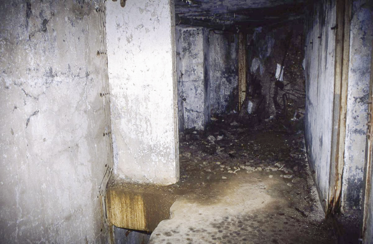 Ligne Maginot - VERBUSCH EST - C19 - (Casemate d'infanterie - Simple) - L'étage supérieur - Valentin Hemmert