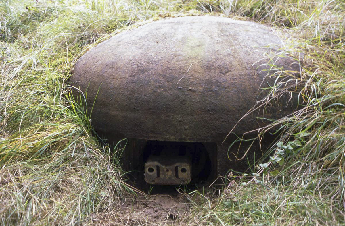 Ligne Maginot - BOURENE OUEST - C21 - (Casemate d'infanterie) - La cloche JM encore équipée de son jumelage - Valentin Hemmert