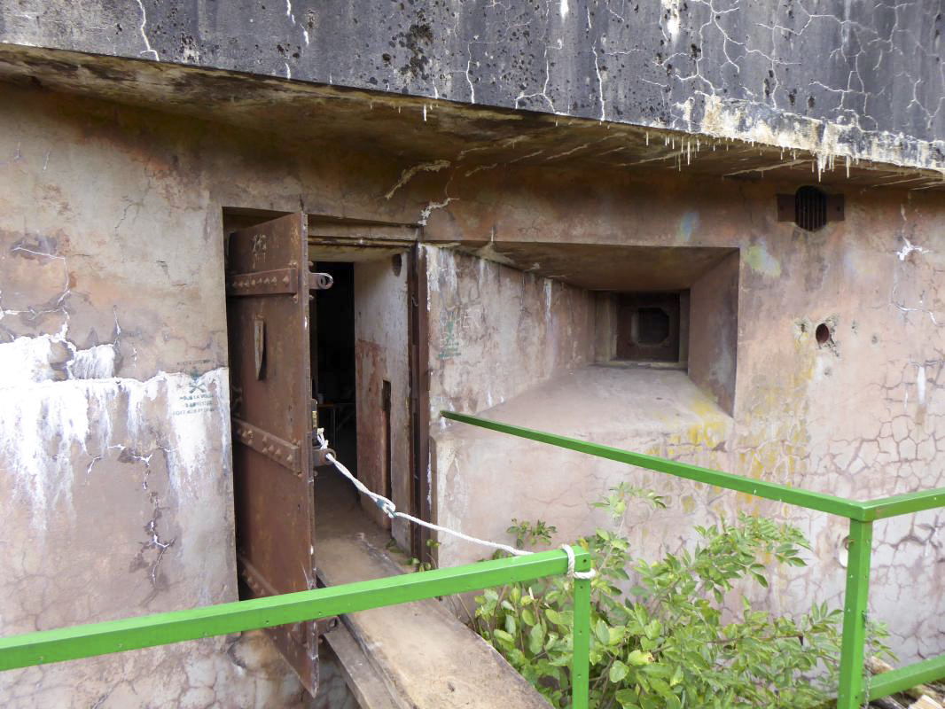 Ligne Maginot - ROTHERBERG - X30 (QUARTIER FREISTROFF - II/162°RIF) - (Abri) - Entrée Sud -  ELLENA-CUNY