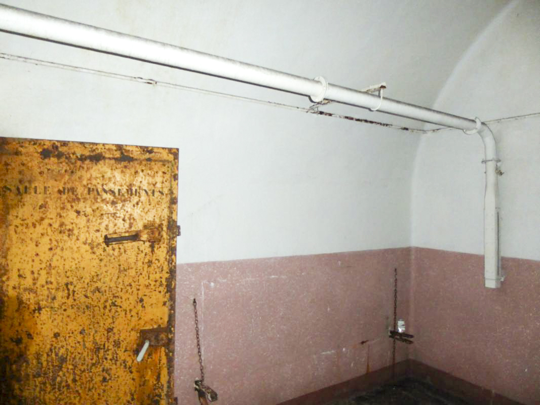 Ligne Maginot - ROTHERBERG - X30 (QUARTIER FREISTROFF - II/162°RIF) - (Abri) - Casernement  -  ELLENA-CUNY