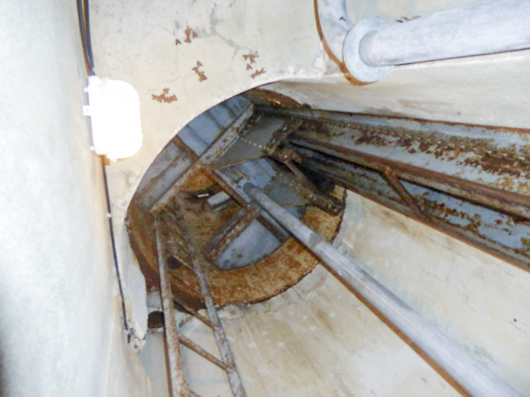 Ligne Maginot - CHENES BRULES - O4 - (Observatoire d'artillerie) - La cloche GFM - ELLENA-CUNY
