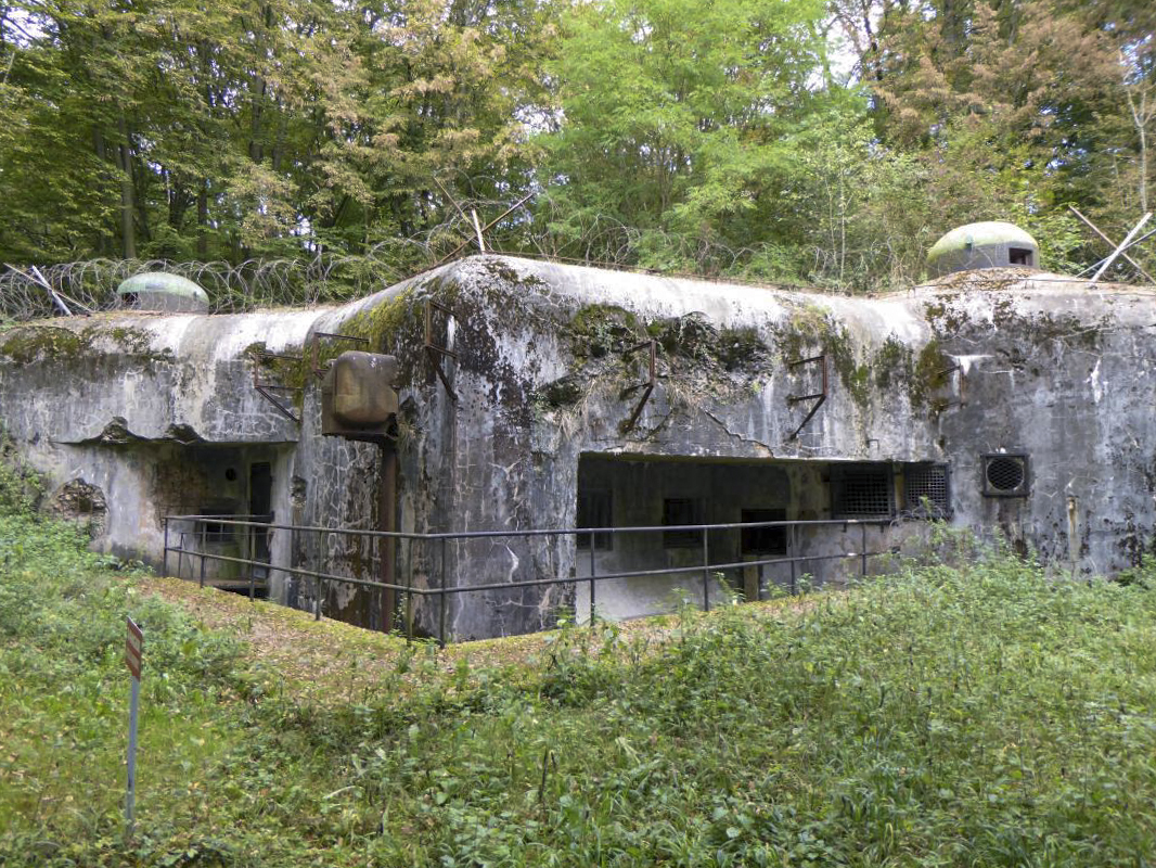 Ligne Maginot - BOUSSE - A24 - (Ouvrage d'infanterie) - Bloc 2 -  ELLENA-CUNY