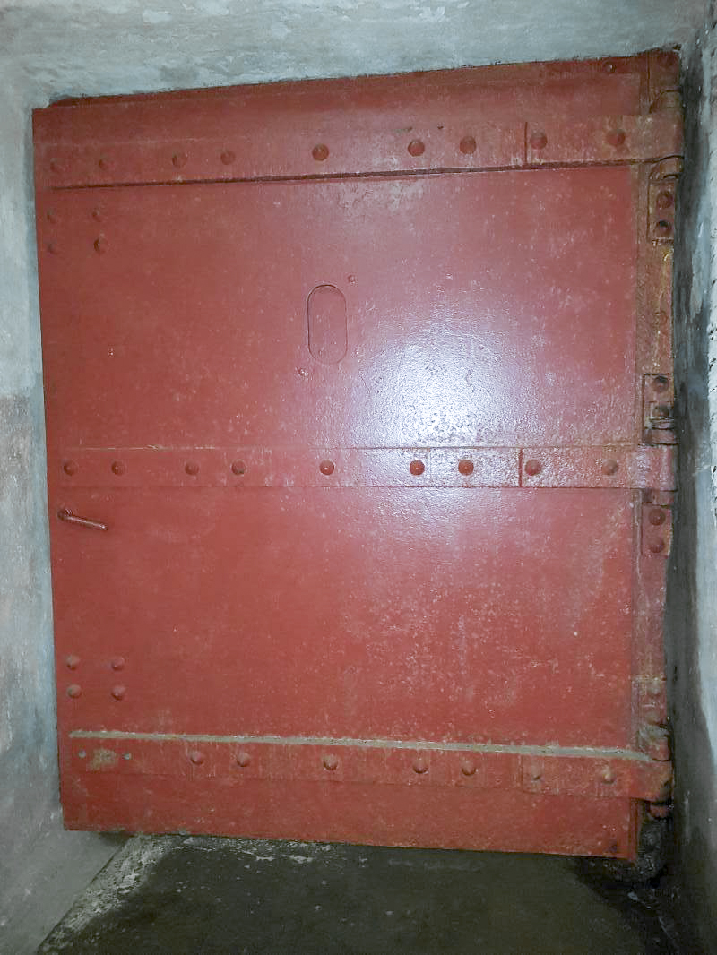 Ligne Maginot - BOUSSE - A24 - (Ouvrage d'infanterie) - Bloc 3
Porte blindée -  ELLENA-CUNY