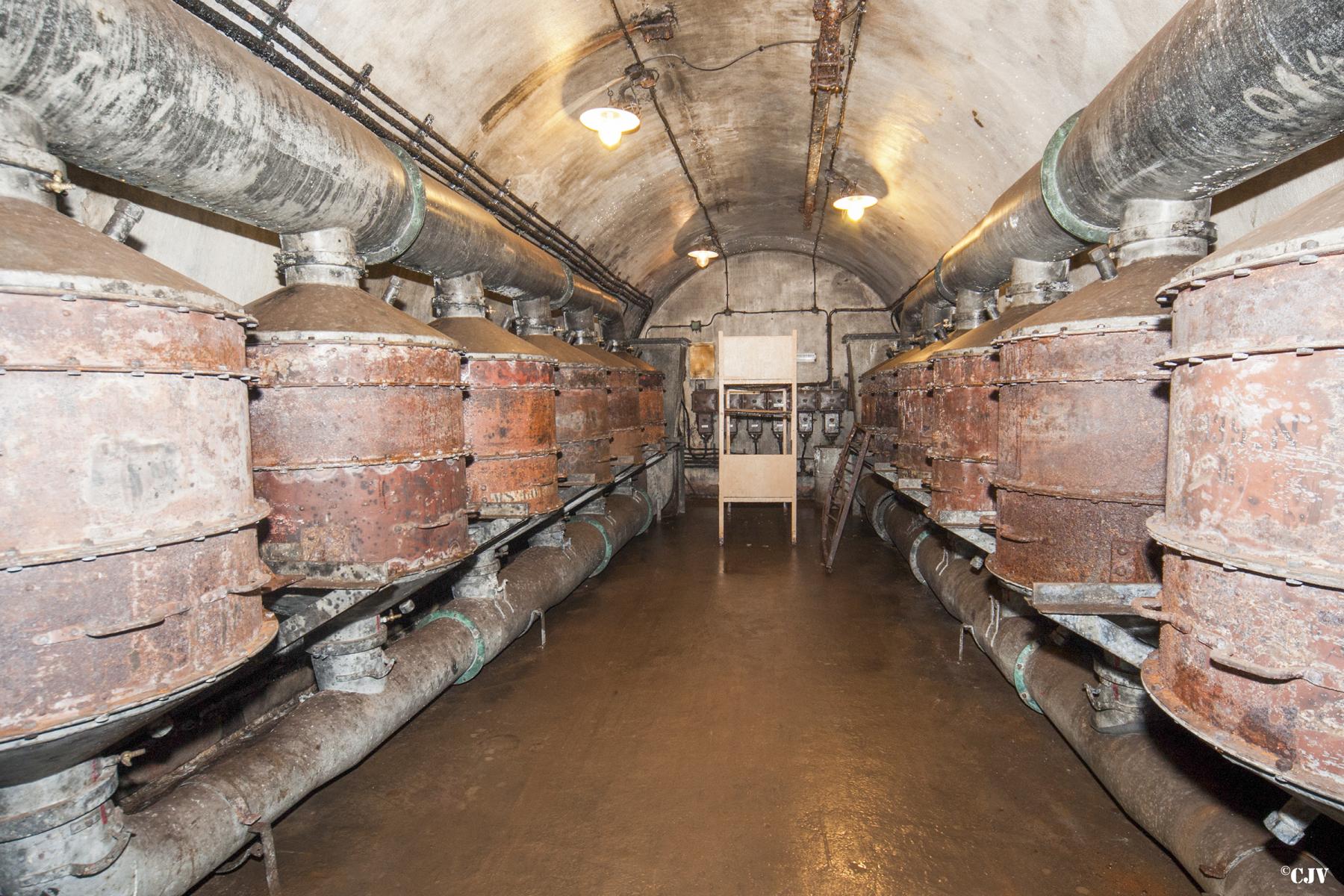 Ligne Maginot - BOUSSE - A24 - (Ouvrage d'infanterie) - La salle des filtres - Lia VERMEULEN