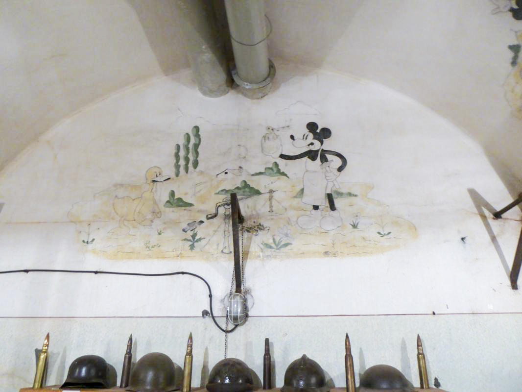 Ligne Maginot - BOUSSE - A24 - (Ouvrage d'infanterie) - Les peintures murales -  ELLENA-CUNY