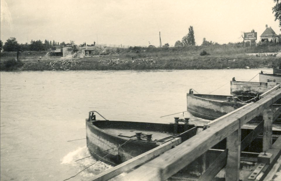 Ligne Maginot - 31/1 - PONT DE BATEAUX DE NEUF BRISACH - (Casemate d'infanterie - Double) -  - Inconnu
