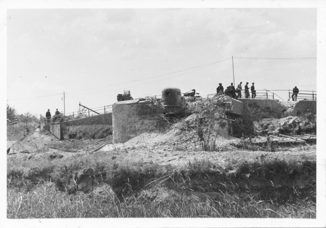 Ligne Maginot - 31/1 - PONT DE BATEAUX DE NEUF BRISACH - (Casemate d'infanterie - Double) -   - Inconnu