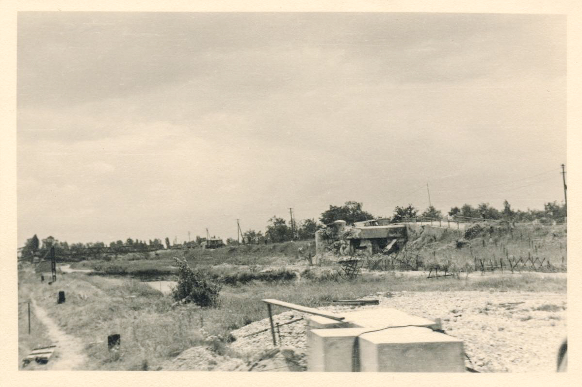 Ligne Maginot - 31/1 - PONT DE BATEAUX DE NEUF BRISACH - (Casemate d'infanterie - Double) -   - Inconnu