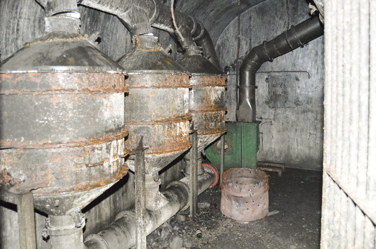 Ligne Maginot - CAVE A CANON - (Ouvrage d'infanterie) - Salle des filtres - Michal Prasil