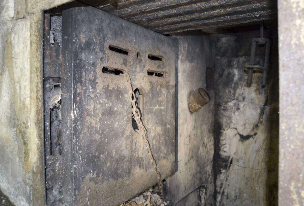 Ligne Maginot - CAVE A CANON - (Ouvrage d'infanterie) - Cheminée et issue de secours - Michal Prasil
