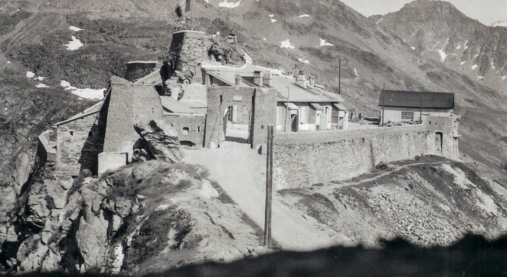 Ligne Maginot - REDOUTE RUINEE - (Ouvrage d'infanterie) - Vue d'ensemble du poste militaire - Inconnu